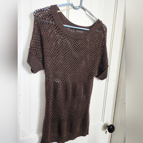 👸👕🧣 The Limited Crochet Cutout/Overlay Pullover Sweater in size XS - Picture 4 of 10